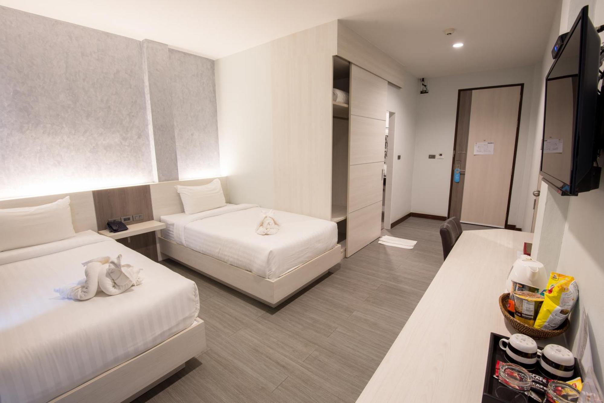 Socool Grand Hotel Nang Rong Extérieur photo