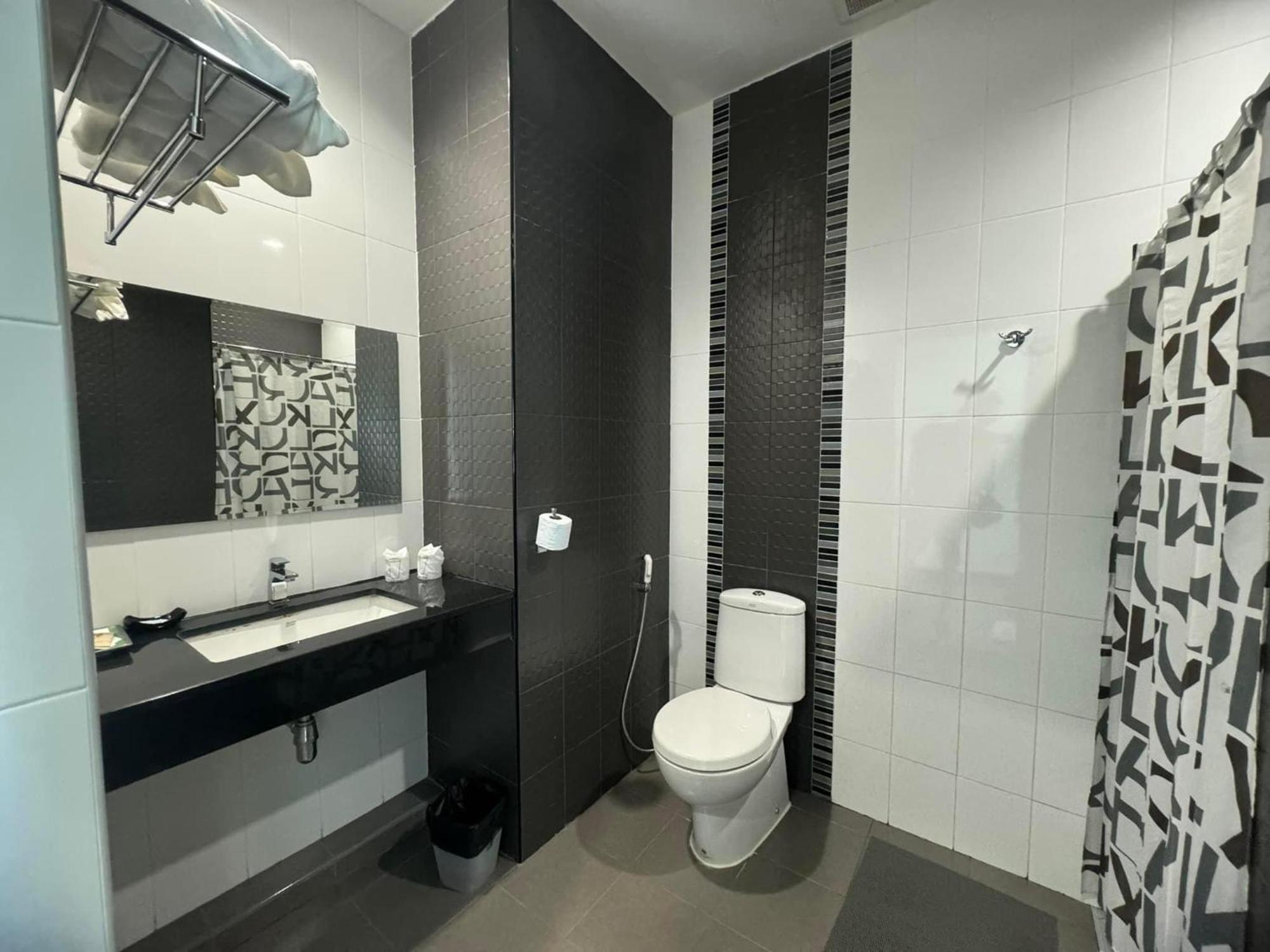Socool Grand Hotel Nang Rong Extérieur photo