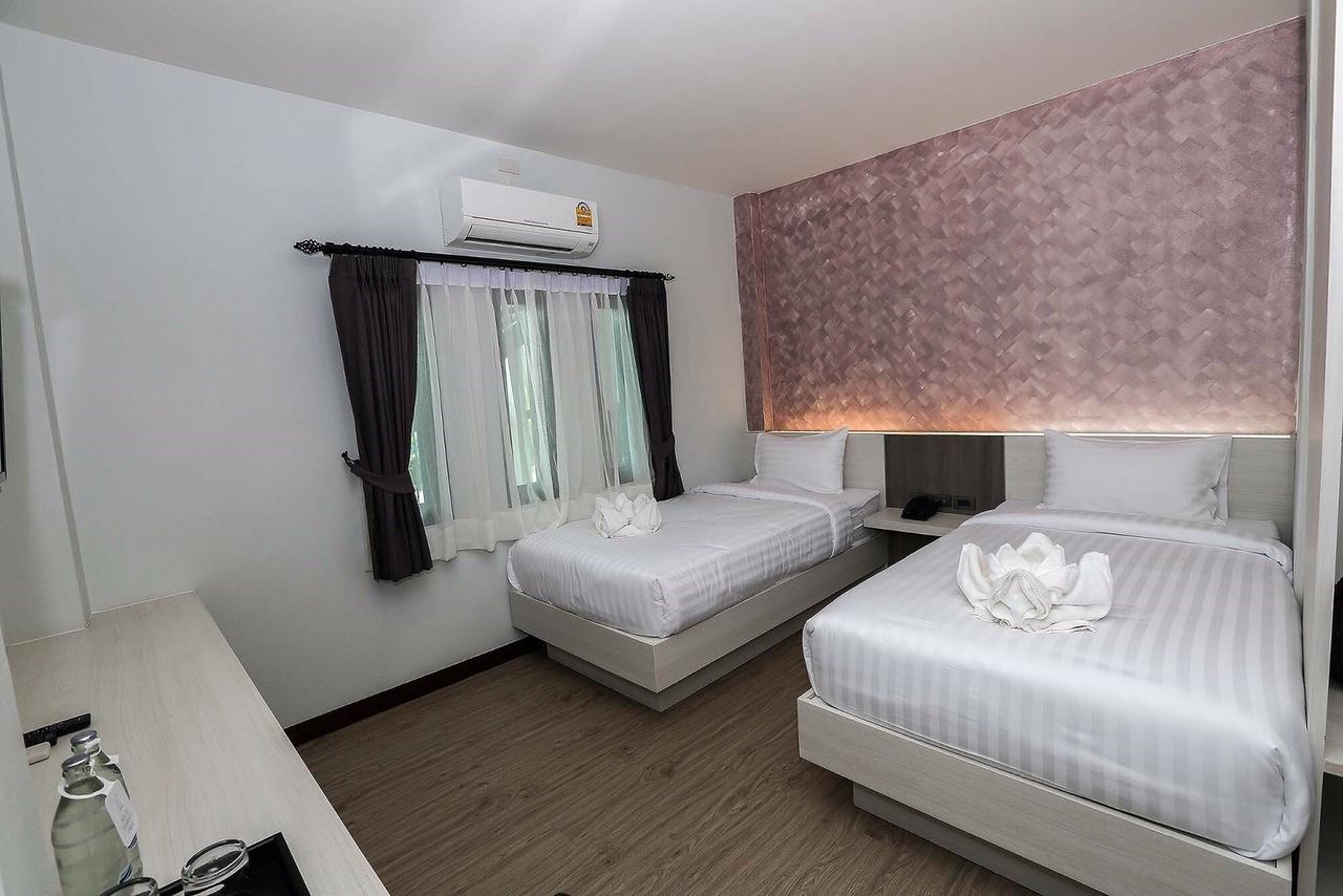 Socool Grand Hotel Nang Rong Extérieur photo
